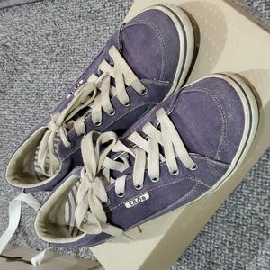 Purple Taos Sneakers!
